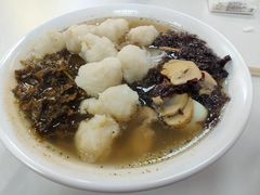 -老滕家过桥米线(金鱼胡同店)