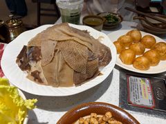 -贵府酸汤牛肉火锅·贵州老字号(飞山街店)