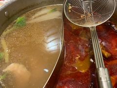 -左庭右院鲜牛肉火锅(金山万达店)