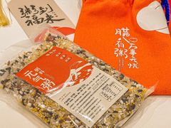 -李与白包子铺(桐梓林店)