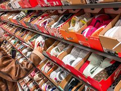 -王府井奥莱临潼小镇(临潼店)