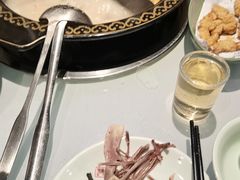 酸萝卜老鸭锅-gleeglee乐溢亦茶(合生汇店)