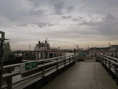 -鱼珠码头(轮渡站)