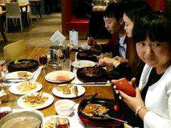 -怡人怡口牛排海鲜自助(飞龙大厦店)