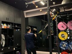 -TOP健身私教工作室(侨香店)