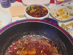 -何师傅美蛙鱼头(汉街店)