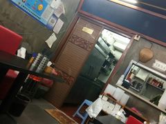-丽影重庆小面(定西路店)