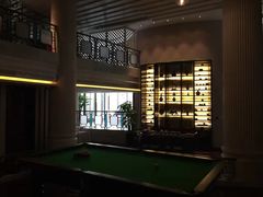 -浅深(世茂滨江精品店)