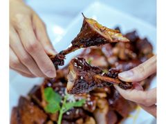 酱鸭-老大同酒家·糟卤·本帮菜(中山公园店)