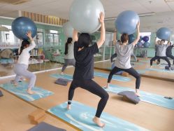 -爱尔乐美孕产瑜伽·普拉提