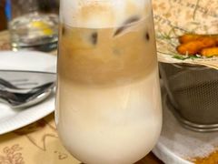 -Mark&Mars Restaurant