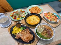 -卢家妈妈·西餐厨房(卜蜂中心店)