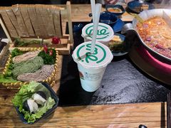 -湊湊火锅·茶憩(上海合生汇店)