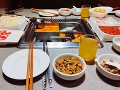 -海底捞火锅(宝龙广场夜宵主题店)