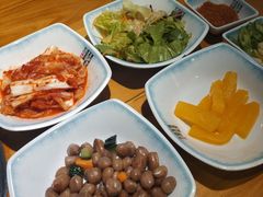 -唯成•韩国炭火烤肉 유성고기