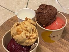 黑巧克力冰淇淋-LUNEURS月乐诗 冰淇淋咖啡(环贸店)