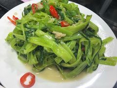 -一哥美食(总店)