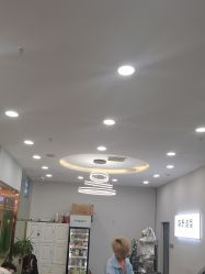 -藤野造型烫染·漂发