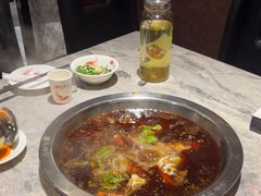 -忘情水鱼头·鲜鱼火锅(滨江中路店)