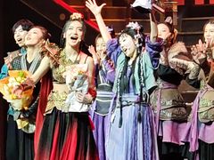 -交通银行前滩31演艺中心