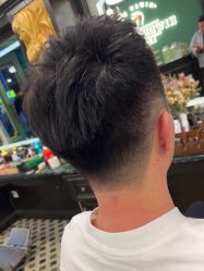-海文先生国潮烫染男士理发馆