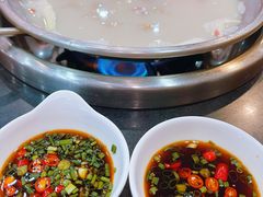 -老来福·非遗酸汤兔(凯旋路店)