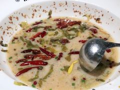 -江渔儿酸菜鱼(奥园广场金发购物中心店)