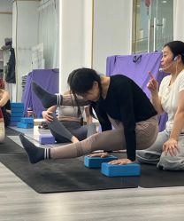 -亚太瑜伽普拉提学院