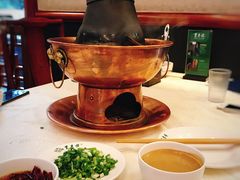 紫铜野生菌锅底-东来顺饭庄(天坛店)