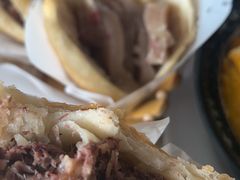 -闫家驴肉老店(华电一校店)