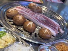 -哈哈碳都·牛肋条无限自助烤肉(台江万达店)