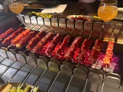 -麦凯伦烧烤·精酿超级工厂店(金桥总店)