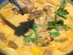 秦皇咖喱牛腩-云中界美食餐厅
