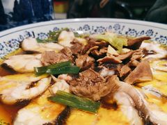 蕈油蒸白吉鱼-得意楼蒸菜馆