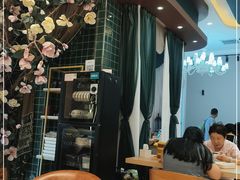 大堂-知粤塘港式茶餐厅