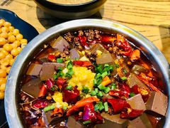 鸭血-游园觅食记夜市·小龙虾大排档
