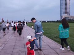-星海蹦极娱乐