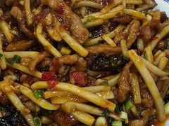鱼香肉丝-椒香川流不息川菜馆(二七北路店)
