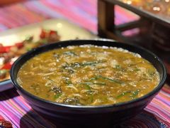 -香巴拉云南餐厅(华莱坞店)