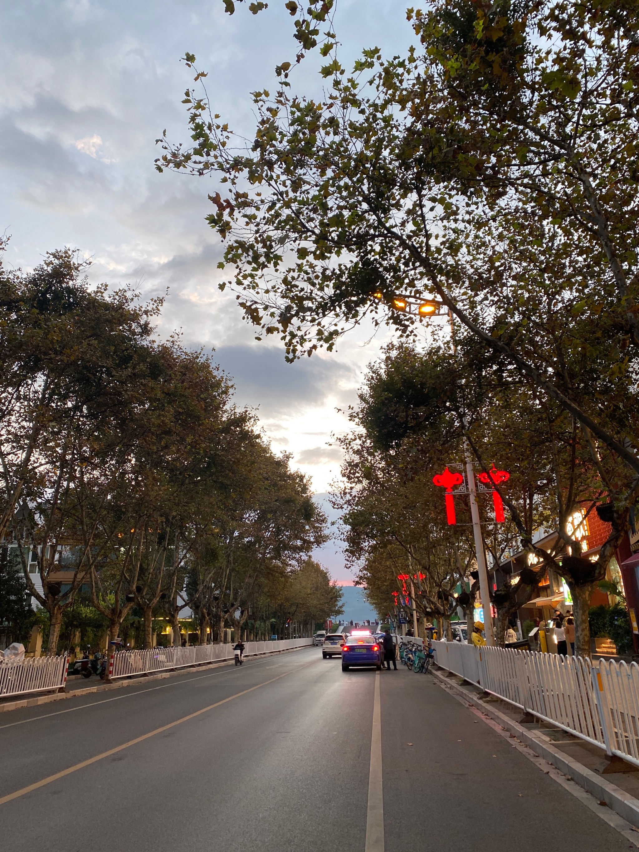 昆明官渡区珥季路图片