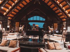 -三亚湾海居铂尔曼度假酒店