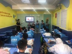 -LILY英语思维馆(玉泉路店)