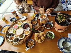 -包整·丝娃娃(一览甲秀楼风景店)