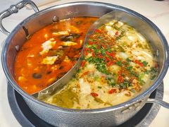 -德林酸菜鱼火锅(南丹店)