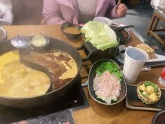 -呷哺呷哺 黄金牧场 (新中关购物中心店)