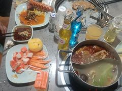 -金滏山·烤肉海鲜火锅自助(襄阳万达店)