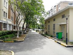 -停车场(灯辉支路)