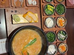 -银米·云南传统过桥米线(双廊黑金冠店)