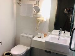 -全季酒店(上海火车站地铁站天目西路店)