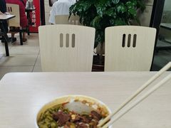 -江三王记牛杂馆(总店)